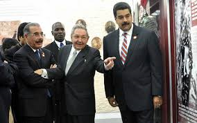 Presidente Danilo Medina regresa tras participar en cumbre AEC