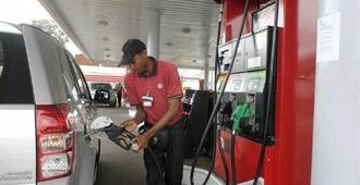 Industria y Comercio aumenta RD$5.00 a las gasolinas