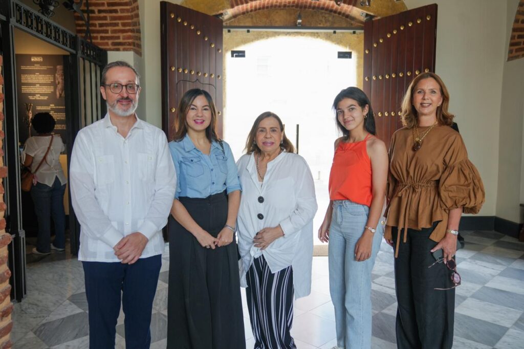 Principal cronistas sociales