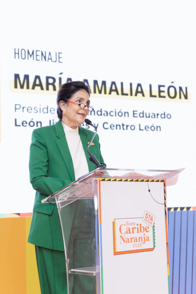 María Amalia León. María Amalia León